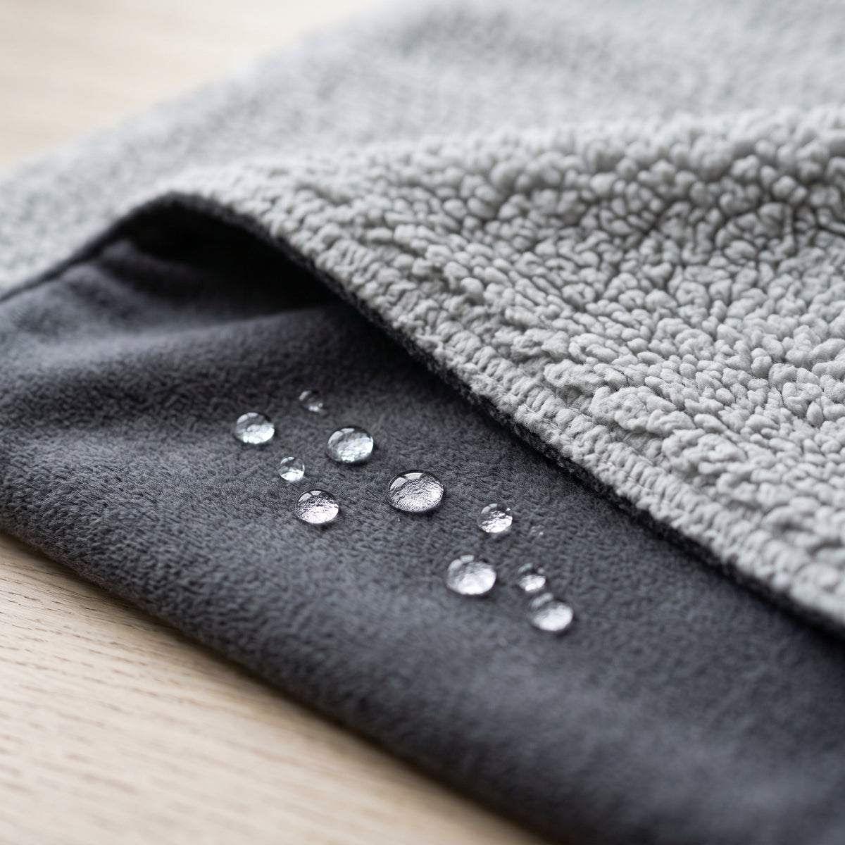 ZenCalm Comfort Blanket™ — Water-Resistant Sherpa Throw